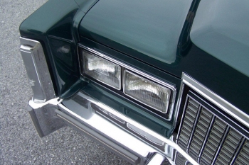 1976 Cadillac Eldorado Convertible Headlight Right.jpg