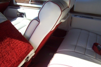 1976 Cadillac Eldorado Bicentennial 1256 - front seat 10.jpg