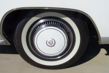 1976 Cadillac Eldorado Bicentennial 1256 - left rear wheel.jpg