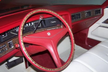 1971 Cadillac Coupe DeVille JG C1267 (96).jpg