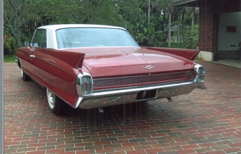 1962 Cadillac Coupe Deville C1281 (2).jpg
