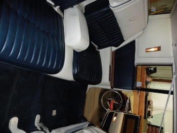 1985 Cadillac Eldorado Biarritz Commemorative Edition Coupe C1305-Int (10).jpg