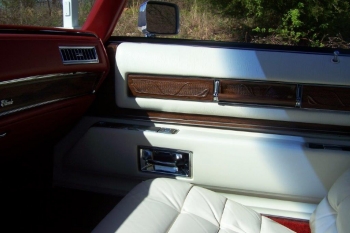 1976 Cadillac Eldorado ConvertibleBicentennial(C1314)-Int (14).jpg
