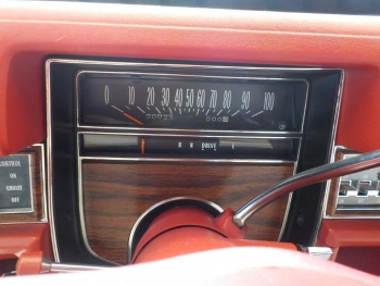 1976 Cadillac Eldorado Bi-Centenial C1348- Int 4.jpg